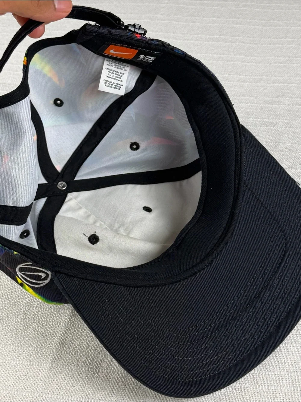 Nike Paradise Pro Hat Size One Size Fits Most Black Tropical Floral Snapback